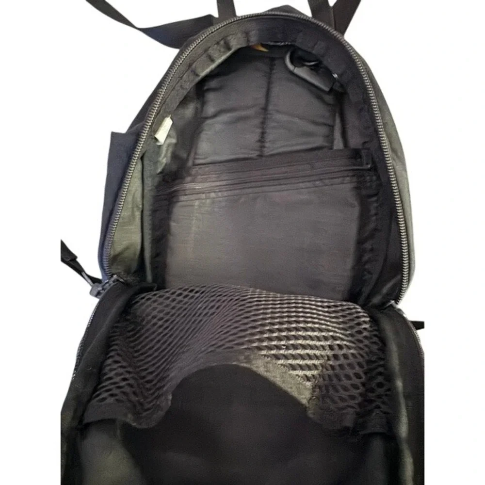 Eagle Creek Travel Gear Mini Backpack Black Nylon Daypack Adjustable Straps